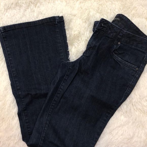 Deep Blue Jeans - Picture 3 of 4